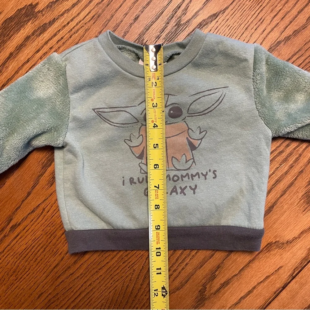 Star Wars Yoda Kids Shirt - Green and Gray 6-9 months